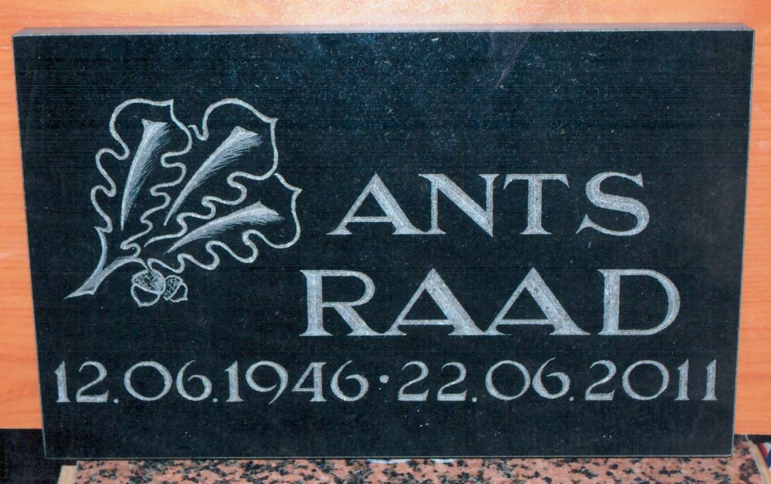 Antiik stiilis hauaplaat 20